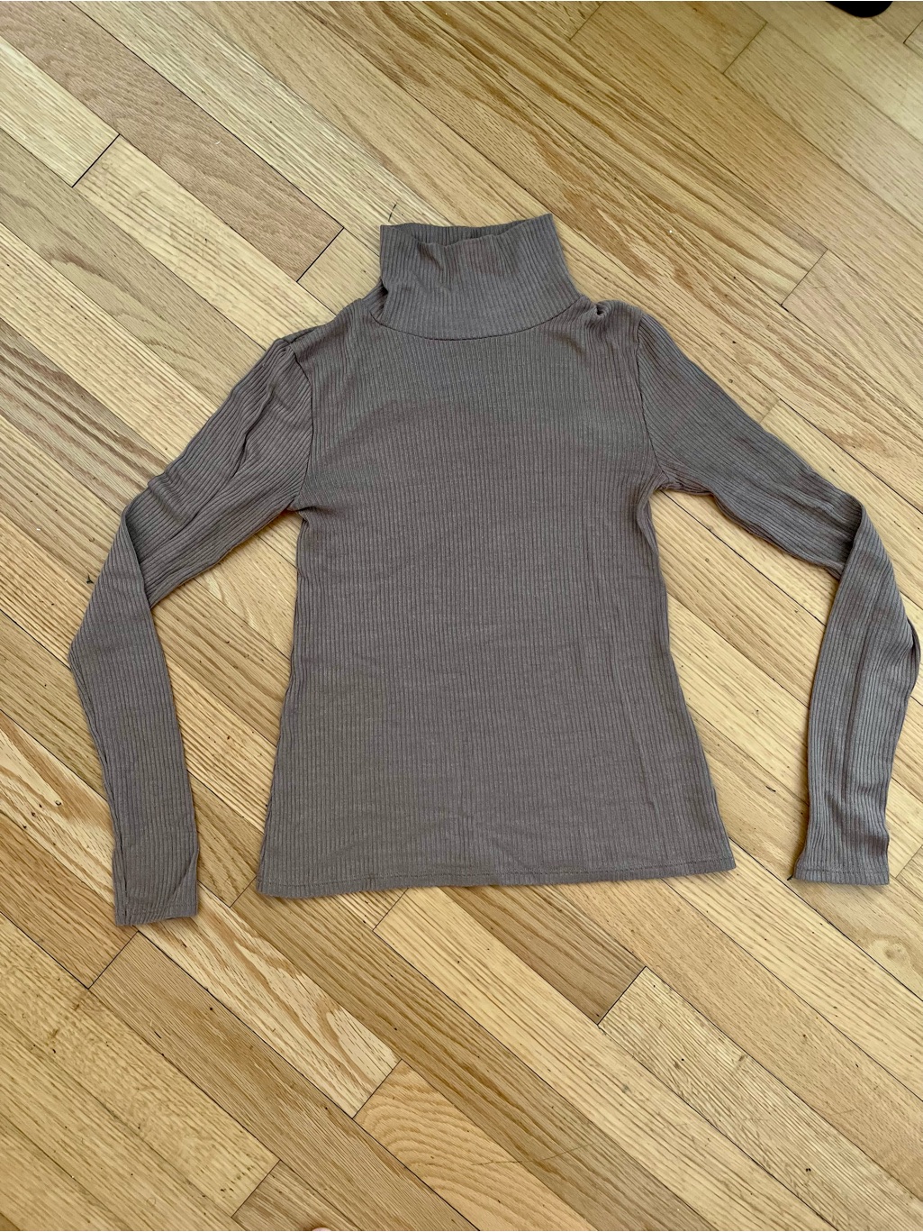 Faherty Ribbed Turtleneck Long Sleeve Top - Taupe Tan Small